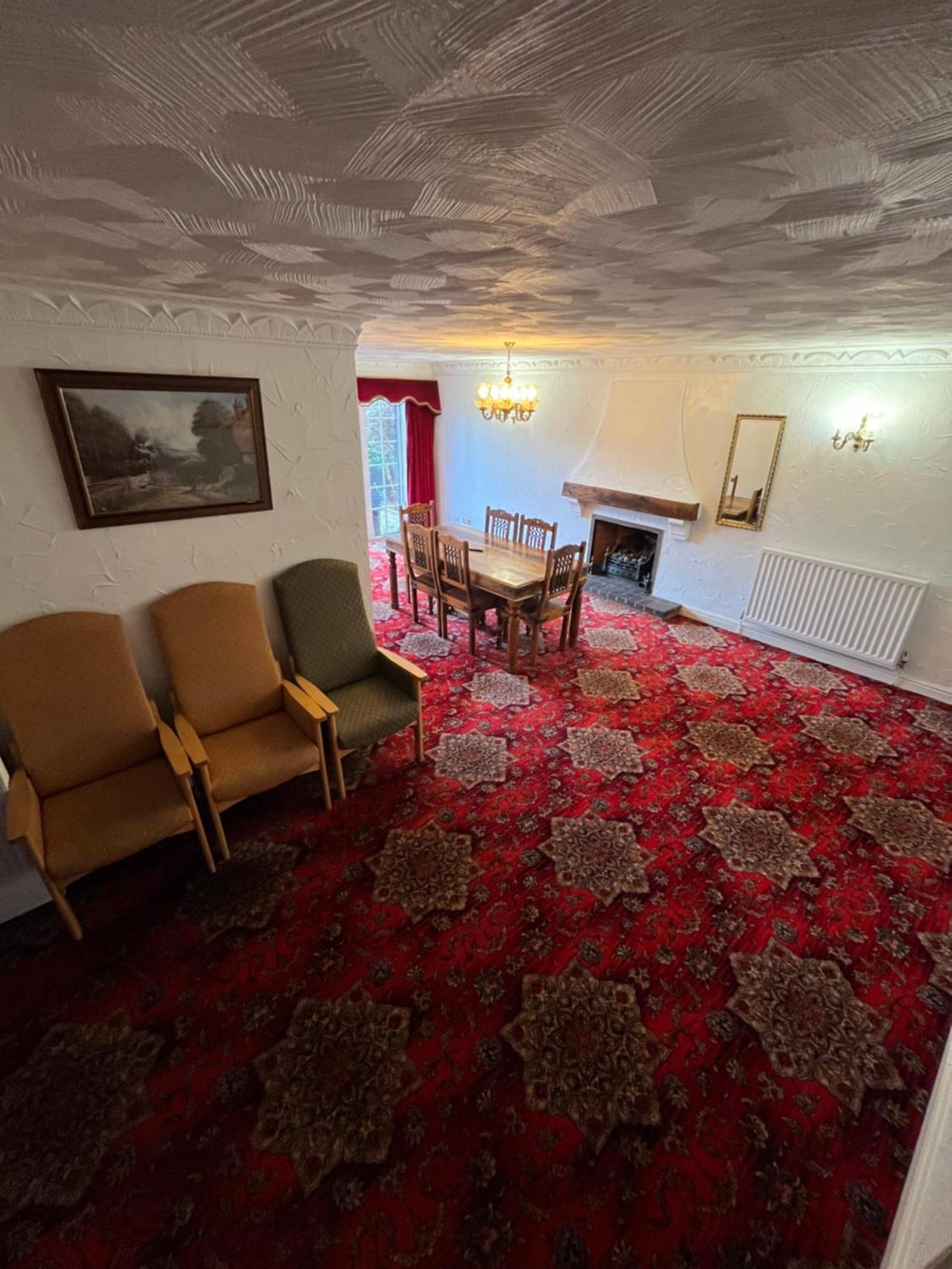 Unwind In Comfort At Cosy Caradus Your 4 Bedroom Home Sweet Home! Birmingam Exterior foto